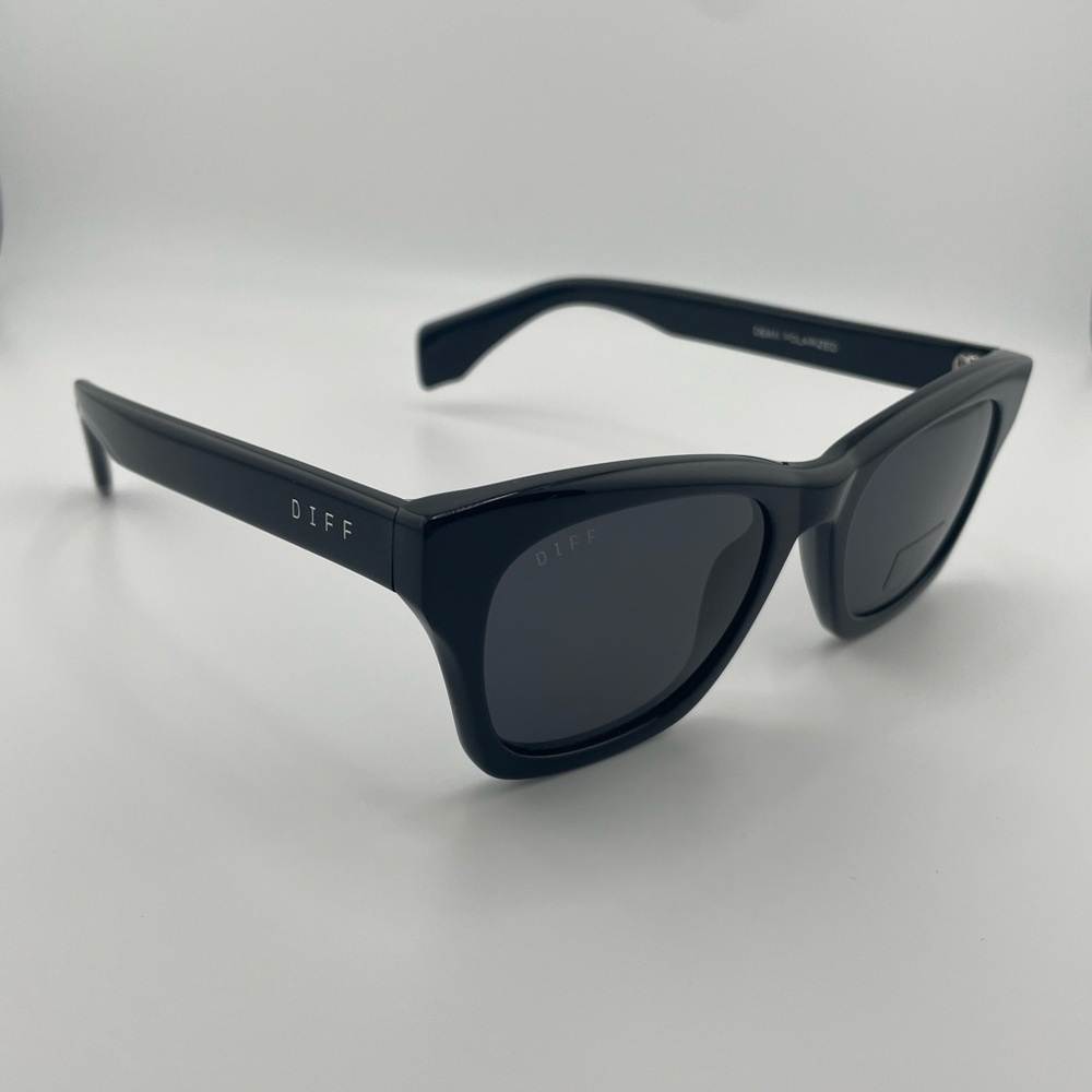 DIFF Eyewear BK-GR198P